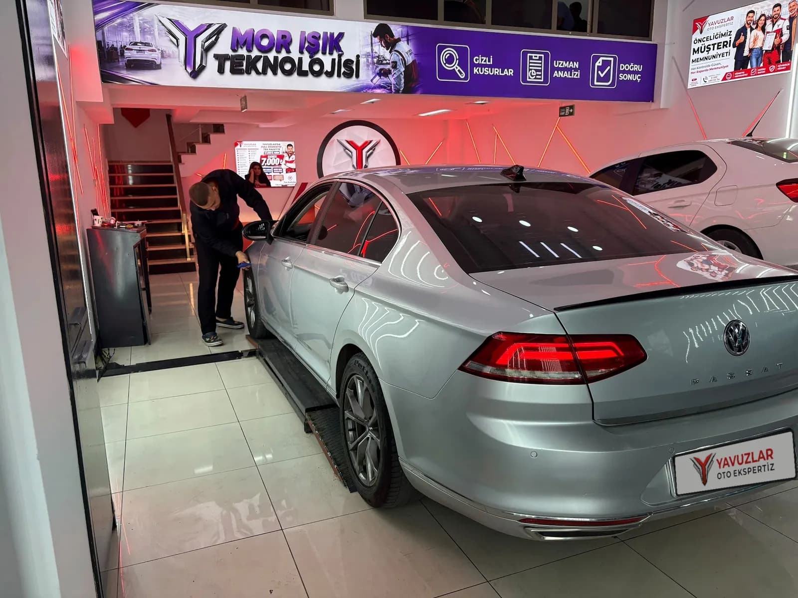 Bağcılar Oto Ekspertiz — kontrol hattında kapı ve kaporta kontrolü